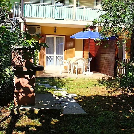 아파트 In Porec/istrien 10280 포레치