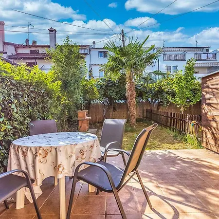아파트 In Porec/istrien 10280 포레치