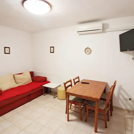 아파트 In Porec/istrien 10280 포레치
