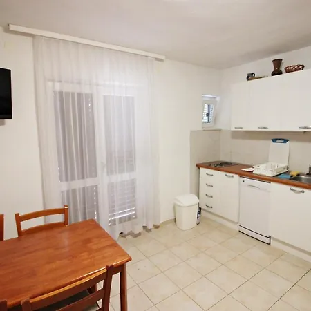 In Porec/istrien 10280 아파트